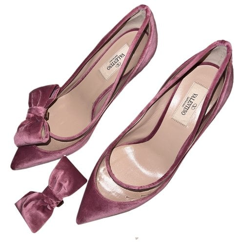 Pre-owned Valentino Garavani Velvet Heels In Pink