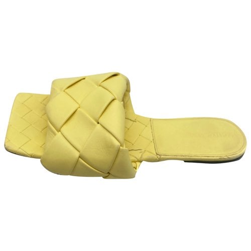 Pre-owned Bottega Veneta Lido Leather Sandal In Yellow