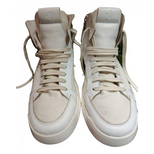 Pre-owned Cinzia Araia Leather High Trainers In White