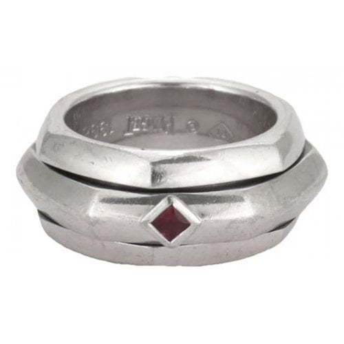 Pre-owned Piaget Possession White Gold Ring In Silver