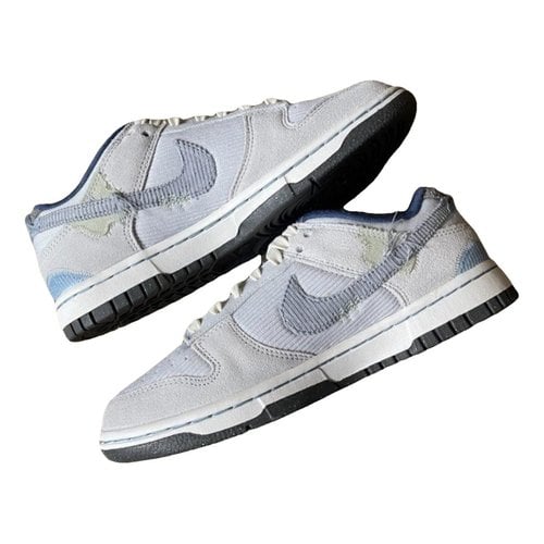Pre-owned Nike Sb Dunk Low Cloth Trainers In Blue