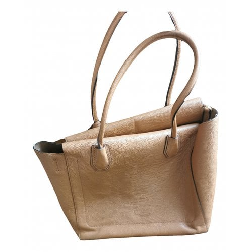 Pre-owned Michael Kors Selby Leather Tote In Camel