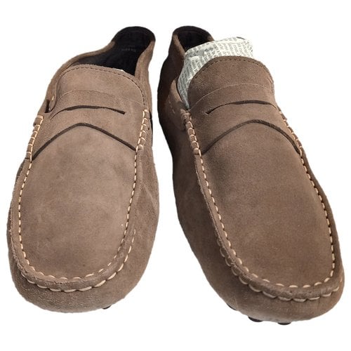 Pre-owned Tod's Gommino Flats In Brown
