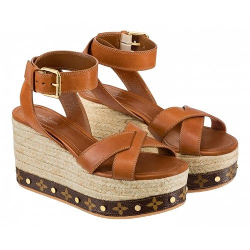 Pre-owned Louis Vuitton Timelapse Leather Sandal In Brown