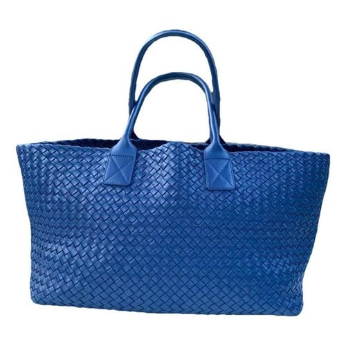 Pre-owned Bottega Veneta Cabat Leather Handbag In Blue