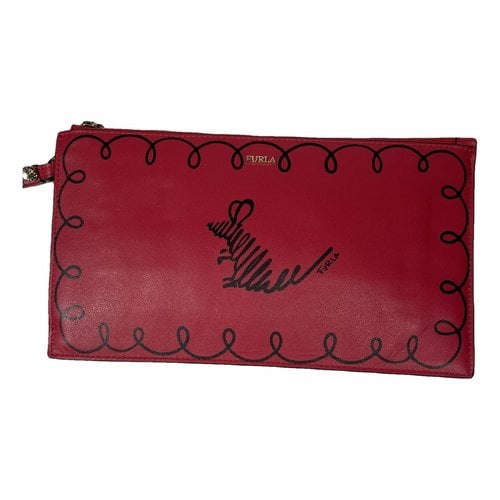 Pre-owned Furla Leather Clutch In Red