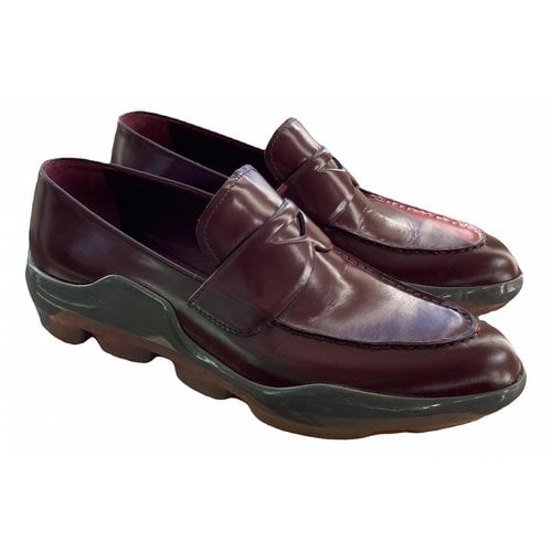 Pre-owned Prada Leather Flats In Burgundy