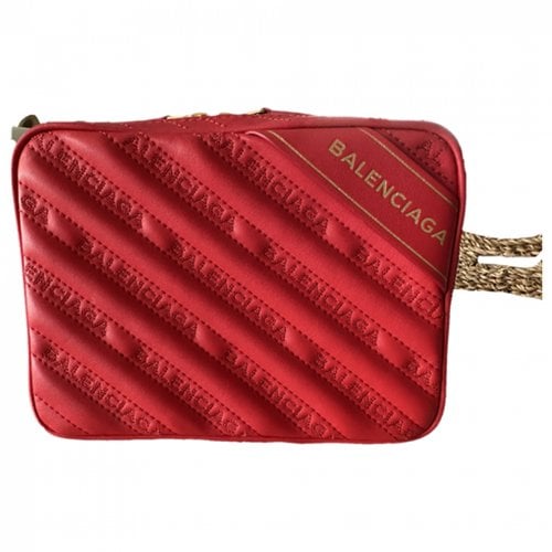 Pre-owned Balenciaga Bb Reporter Leather Crossbody Bag In Red