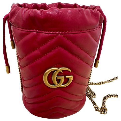 Pre-owned Gucci Gg Marmont Chain Bucket Leather Crossbody Bag In Red