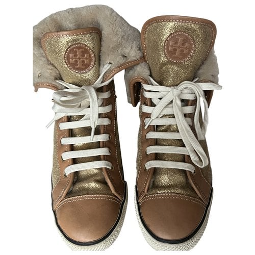 Pre-owned Tory Burch Faux Fur Trainers In Camel