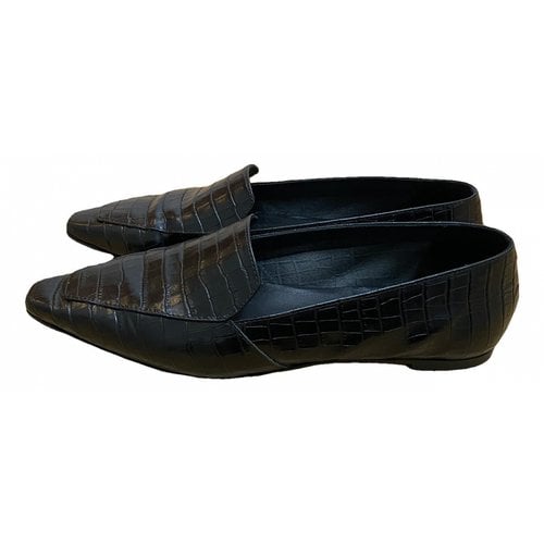 Pre-owned Aeyde Leather Flats In Black