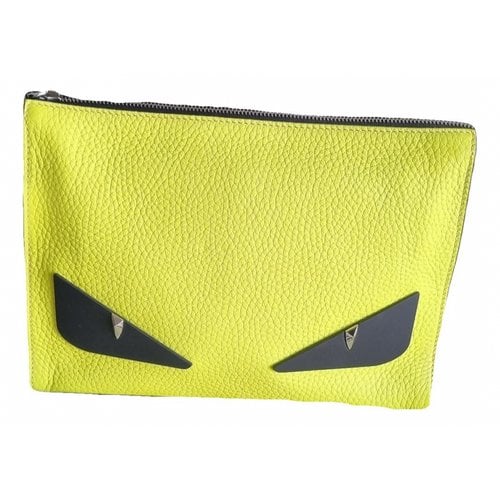 Pre-owned Fendi Leather Purse In Yellow