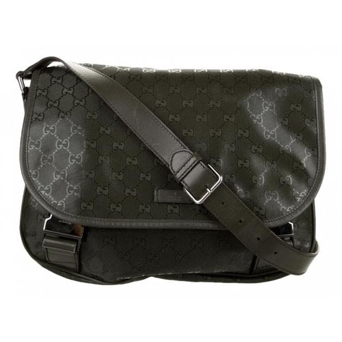 Pre-owned Gucci Vinyl Travel Bag In Green