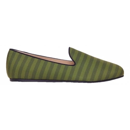 Pre-owned Charles Philip Leather Flats In Green