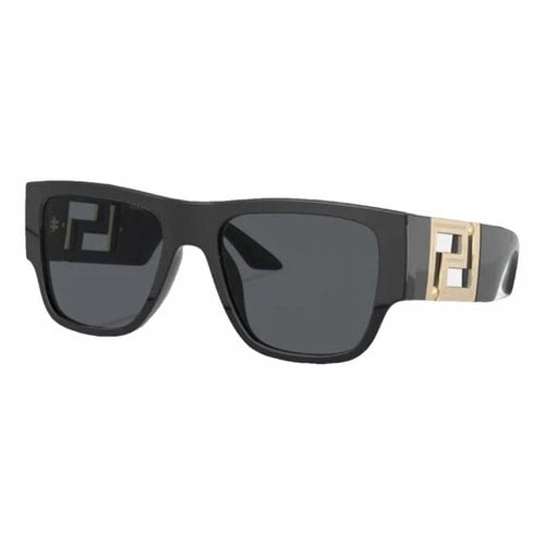Pre-owned Versace Sunglasses In Black