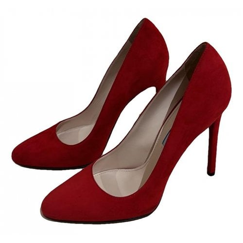 Pre-owned Prada Heels In Red