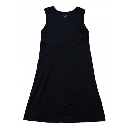 Pre-owned Arc'teryx Mid-length Dress In Black