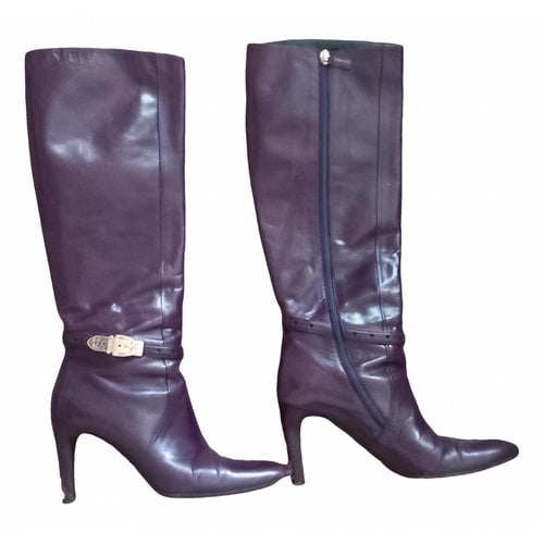 Pre-owned Gucci Leather Boots In Purple