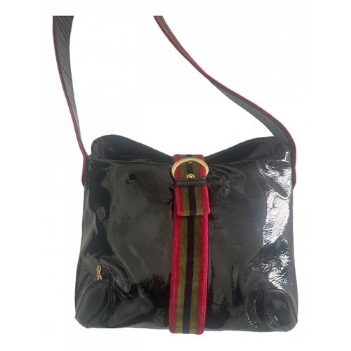Pre-owned Roberta Di Camerino Patent Leather Crossbody Bag In Black