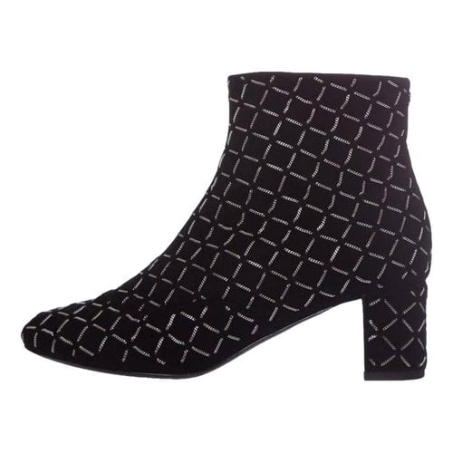Pre-owned Chanel Ankle Boots In Brown