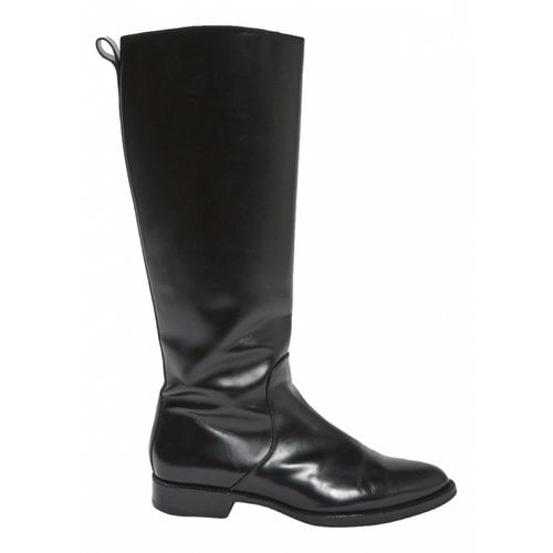 Pre-owned Louis Vuitton Leather Ankle Boots In Black