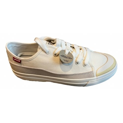 Pre-owned Levi's Flats In White