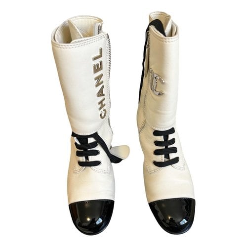 Pre-owned Chanel Leather Biker Boots In White