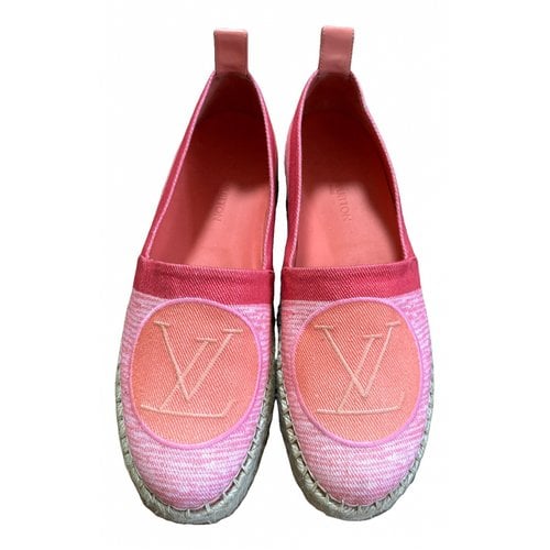 Pre-owned Louis Vuitton Cloth Flats In Pink