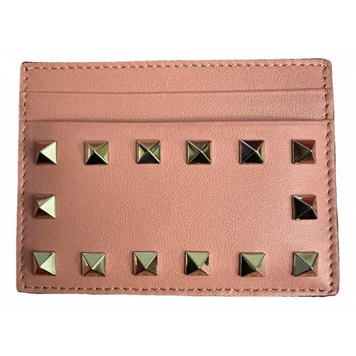 Pre-owned Valentino Garavani Rockstud Leather Wallet In Pink