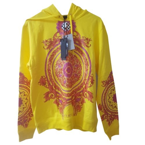 Pre-owned Versace Pull In Yellow