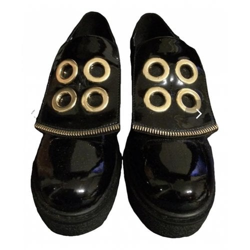 Pre-owned Cult Patent Leather Flats In Black