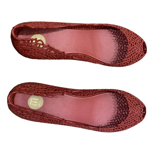 Pre-owned Melissa Flats In Red