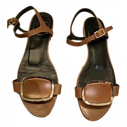 Pre-owned Roger Vivier Leather Sandals In Brown