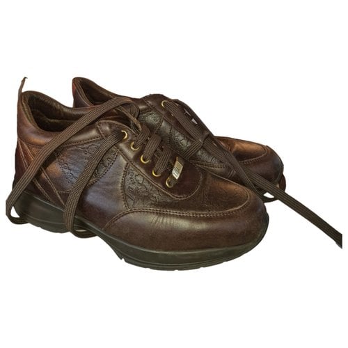 Pre-owned Alviero Martini Leather Trainers In Brown