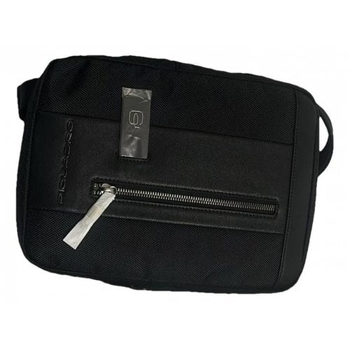 Pre-owned Piquadro Cloth Bag In Black