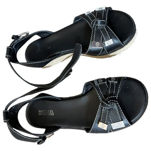 Pre-owned Michael Kors Leather Sandal In Black