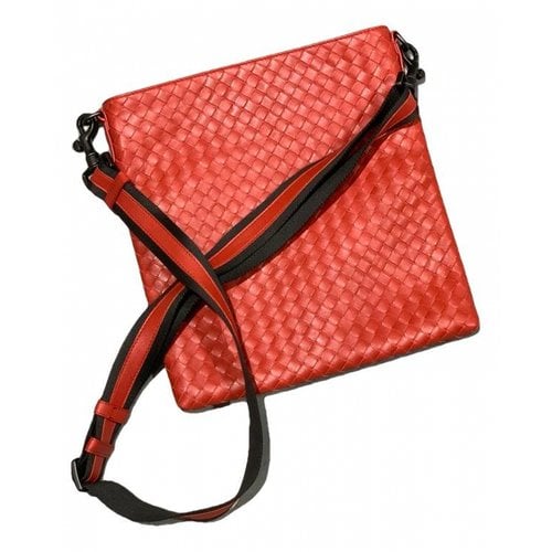 Pre-owned Bottega Veneta Leather Bag In Red