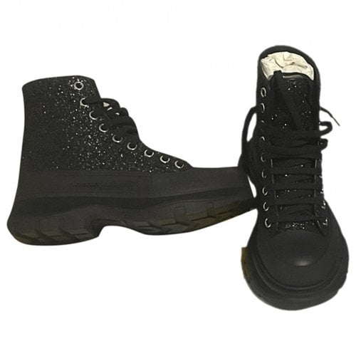 Pre-owned Alexander Mcqueen Glitter Boots In Black