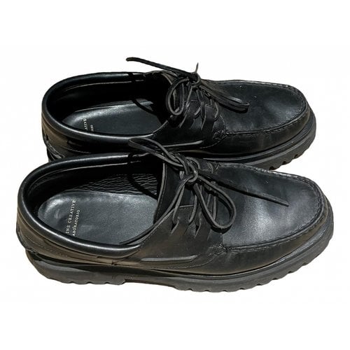 Pre-owned Officine Creative Leather Flats In Black