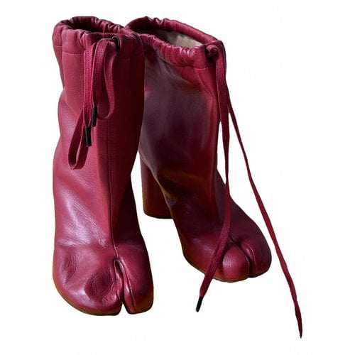 Pre-owned Maison Margiela Tabi Leather Ankle Boots In Red
