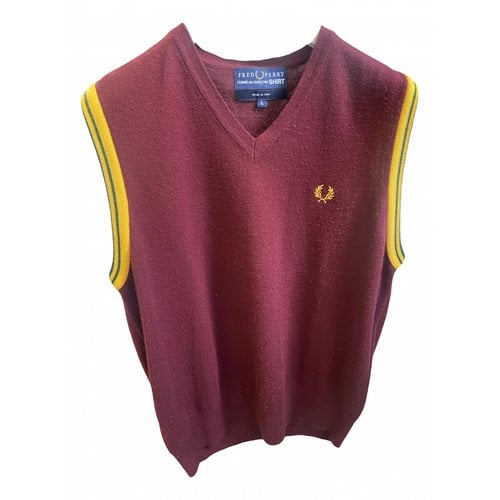 Pre-owned Fred Perry Vest In Burgundy