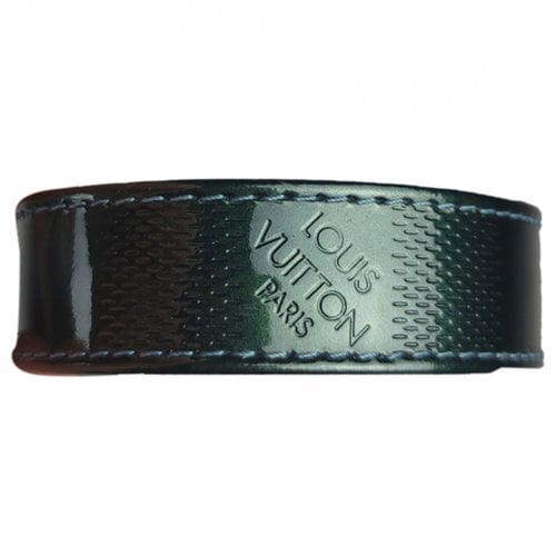 Pre-owned Louis Vuitton Patent Leather Bracelet In Green