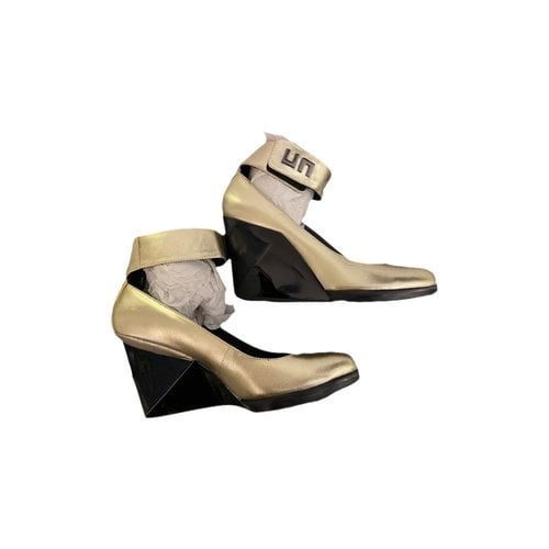 Pre-owned United Nude Leather Heels In Gold