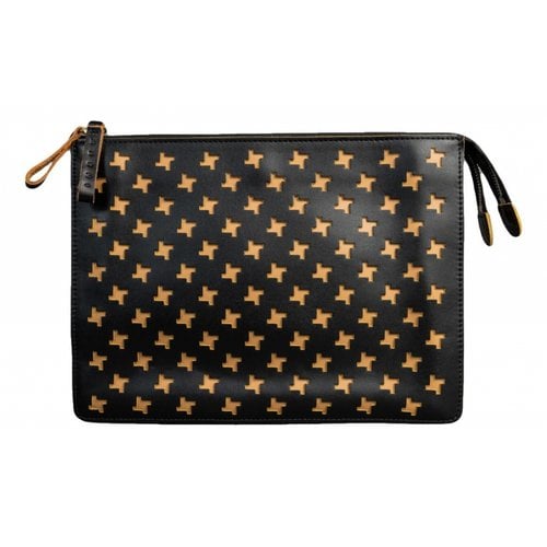 Pre-owned Marni Leather Clutch Bag In Black