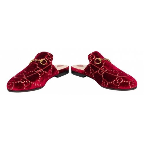 Pre-owned Gucci Velvet Mules & Clogs In Red