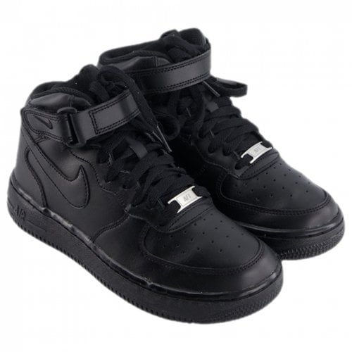 Pre-owned Nike Leather Trainers In Black