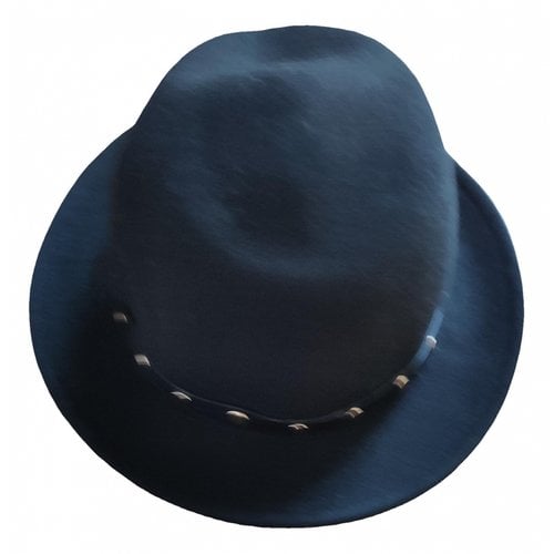 Pre-owned Berenice Wool Hat In Black