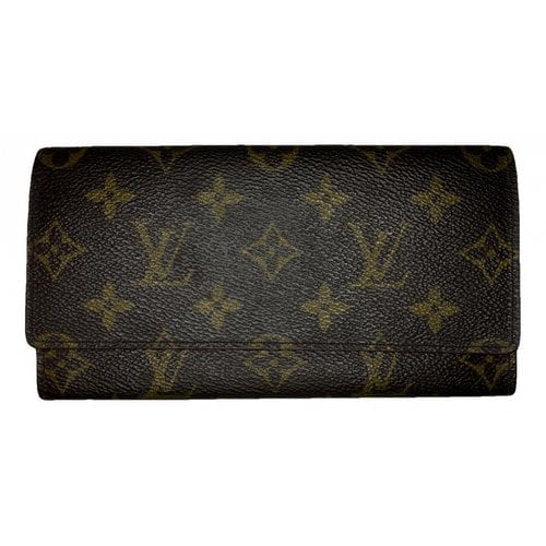 Pre-owned Louis Vuitton Sarah Leather Wallet In Beige