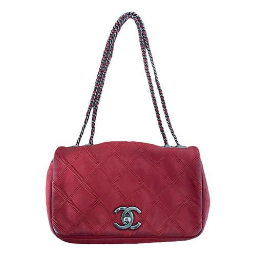 Pre-owned Chanel Timeless/classique Crossbody Bag In Red
