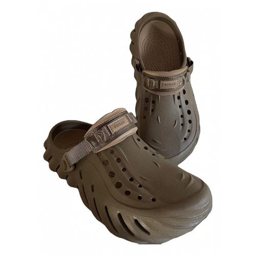 Pre-owned Crocs Trainers In Beige